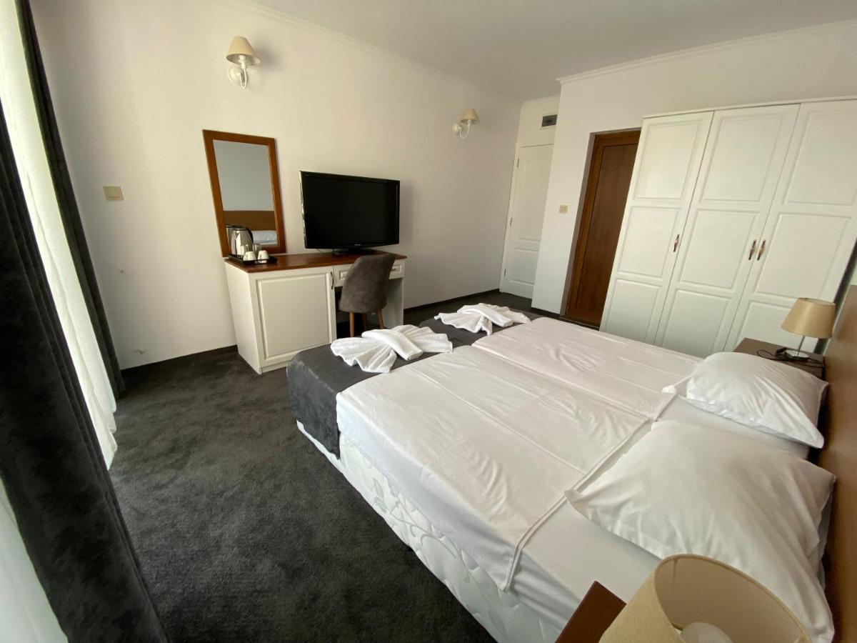 Villa Aqua Family Hotel Μπουργκάς Εξωτερικό φωτογραφία